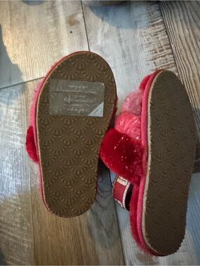 Kids Red Plush Slip-On Shoes
Like new, only worn once in the house